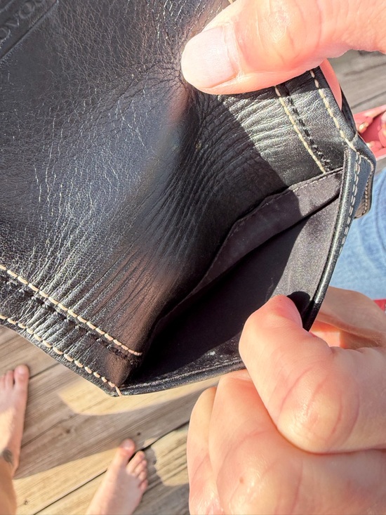 vintage y2k Coach mini Black Leather Card Case/Wallet *very good** - Picture 2 of 7